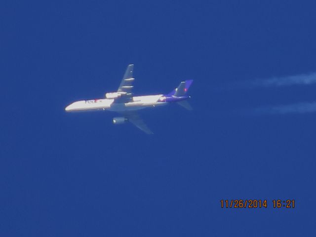 Boeing 757-200 (N925FD) - FedEx flight 378 from MEM to BIL over Southeastern Kansas at 36,000 feet.