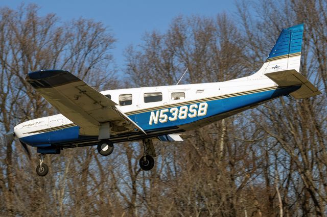 Piper Saratoga (N538SB) - N538SB on a short final to College Park Airport's runway 33 after a flight from Raleigh