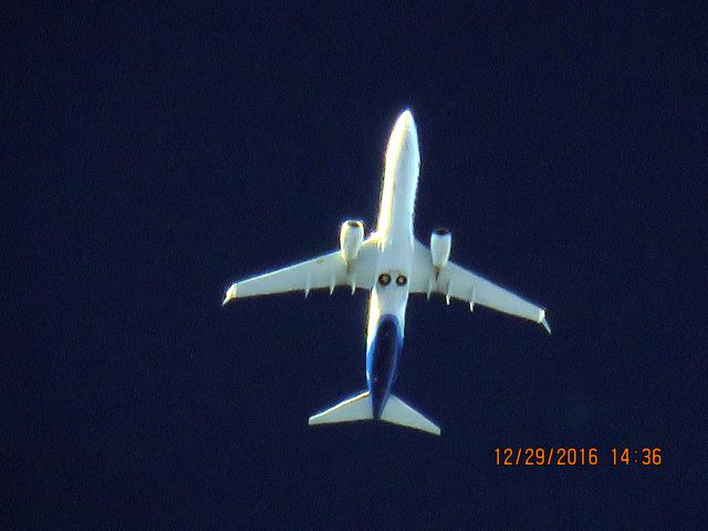 Boeing 737-800 (N565AS)