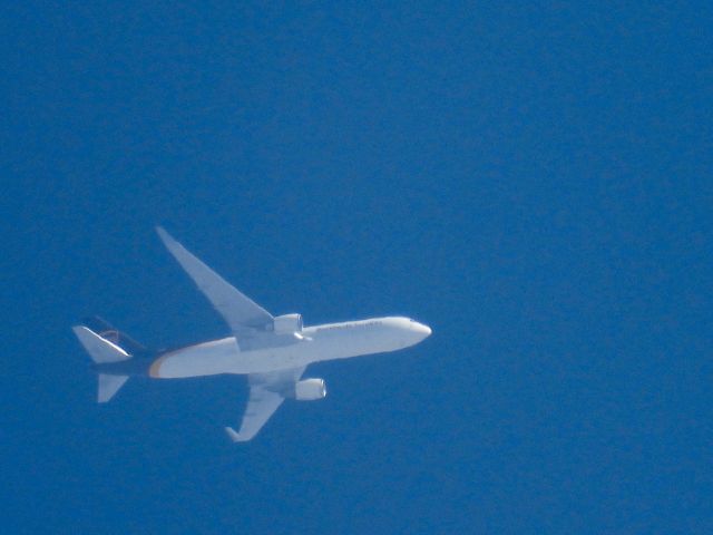 BOEING 767-300 (N335UP) - UPS2861br /PHX-PHLbr /06/15/22