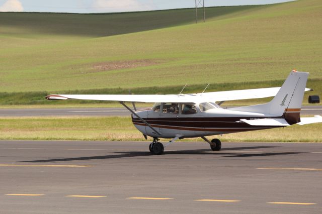 Cessna Skyhawk (N739FP)