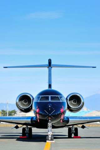 Bombardier Global Express (N2020Q)
