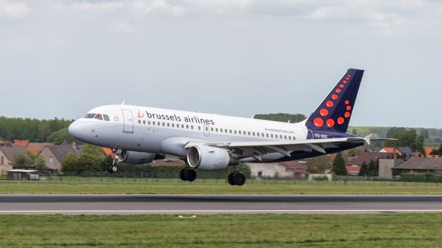 Airbus A319 (OO-SSX)