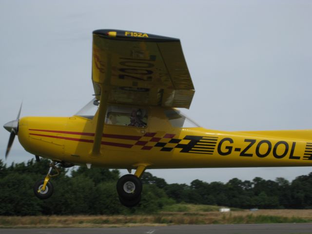 Cessna 152 (G-ZOOL)