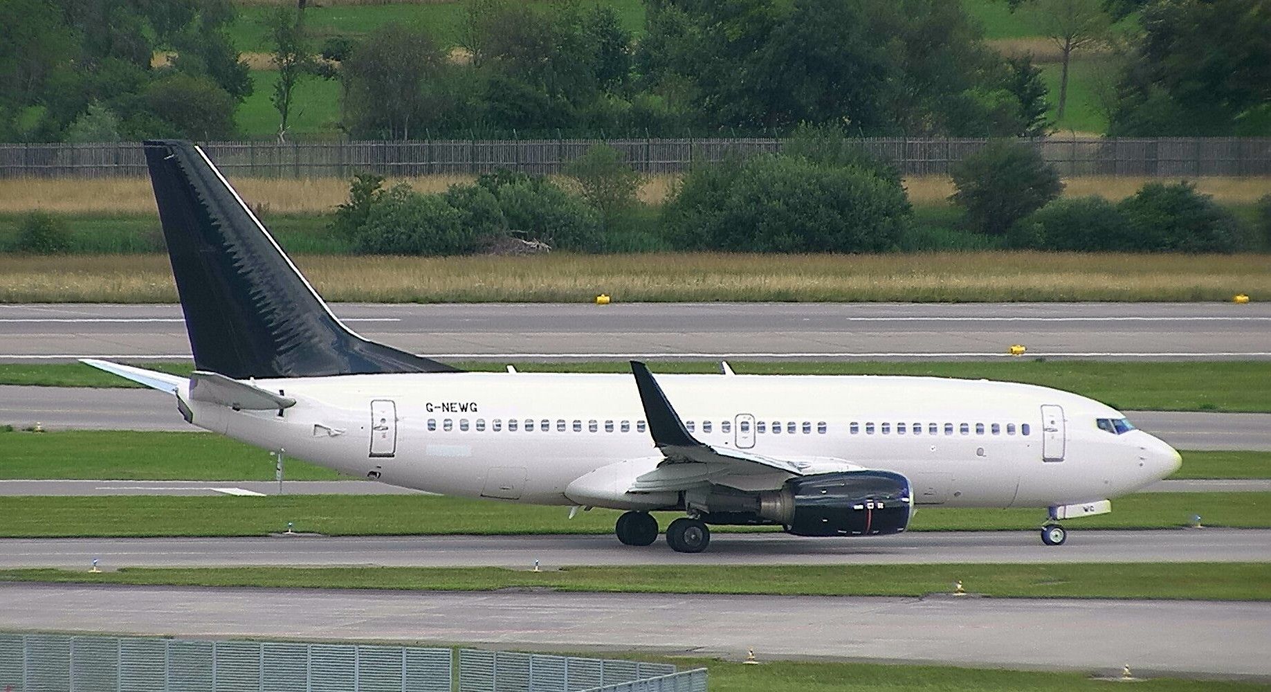Boeing 737-700 (G-NEWG) - GNEWG01072022ZRH.jpg
