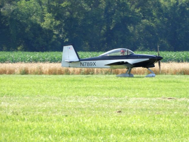 Vans RV-8 (N789X)
