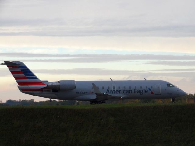 Canadair Regional Jet CRJ-200 (N436AW)