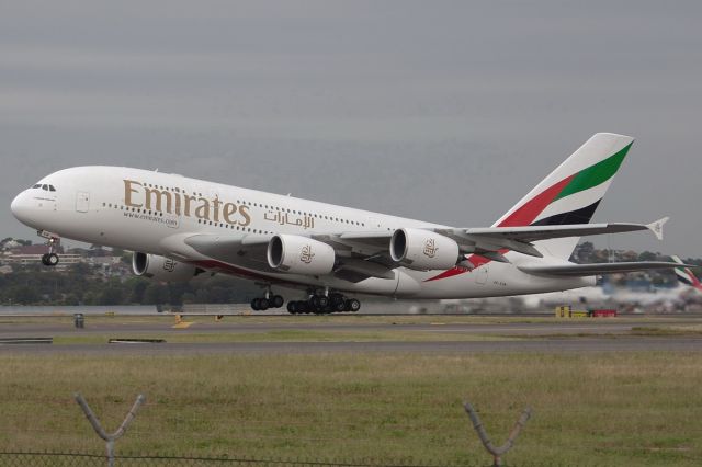 Airbus A380-800 (A6-EDM) - on 9 October 2010