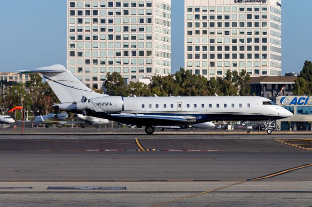 Bombardier Global Express (N829RA)