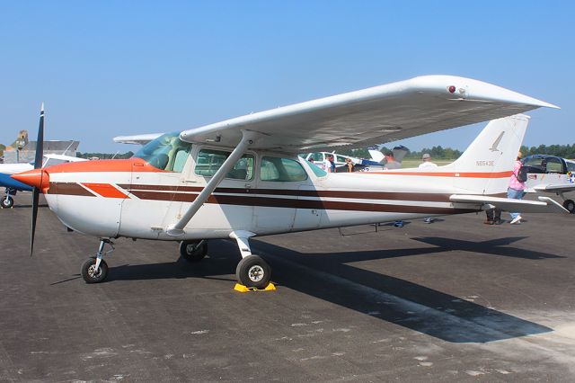 Cessna Skyhawk (N6543E)