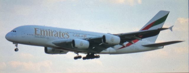 Airbus A380-800 (A6-EVE)