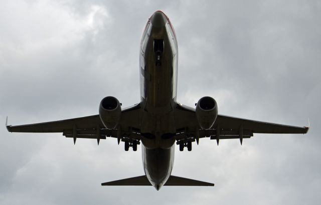 Boeing 737-700 (N939AN)