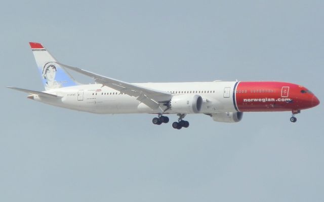 Boeing 787-9 Dreamliner (G-CKWE) - Arriving From London,Gatwick(EGKK)