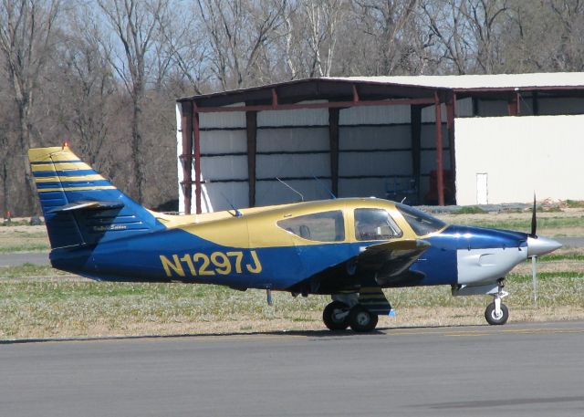 FD-COMPOSITES ArrowCopter (N1297J) - Taxiing to runway 32 at the Downtown Shreveport airport. Not sure why but the registration is missing the 1 here on FlightAware, N297J, but FAA reg is N1297J. A nice looking aircraft regardless.