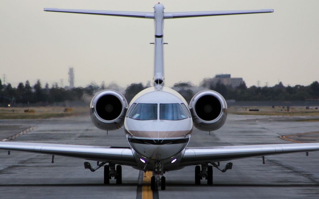 Hawker Beechcraft 4000 (N400MR)