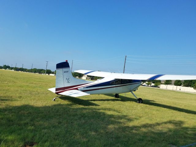 Cessna Skyhawk (N1515F)