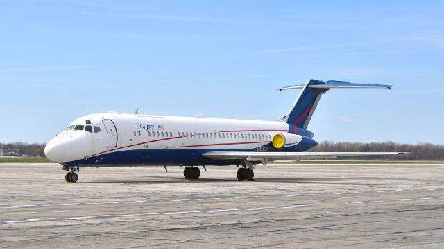 McDonnell Douglas DC-9-30 (N205US) - USA Jet Airlines McDonnell Douglas DC-9-32CF N205US in Willow Run 