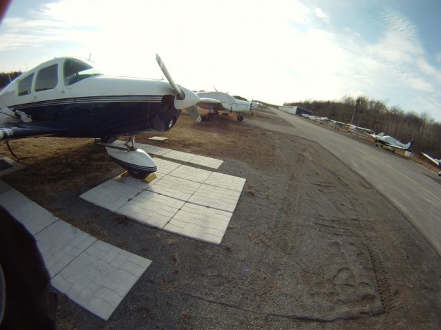 Piper Cherokee —