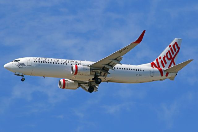 Boeing 737-700 (VH-YIJ)