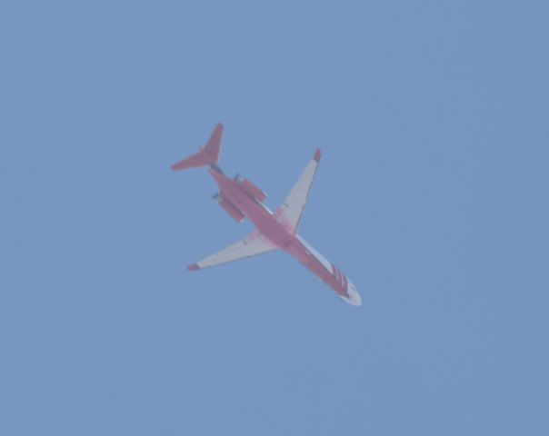 McDonnell Douglas MD-87 (N291EA) - Tanker 101 heading out from KABQ to the Calf Canyon/Hermit's Peak fires in VERY smoky conditions