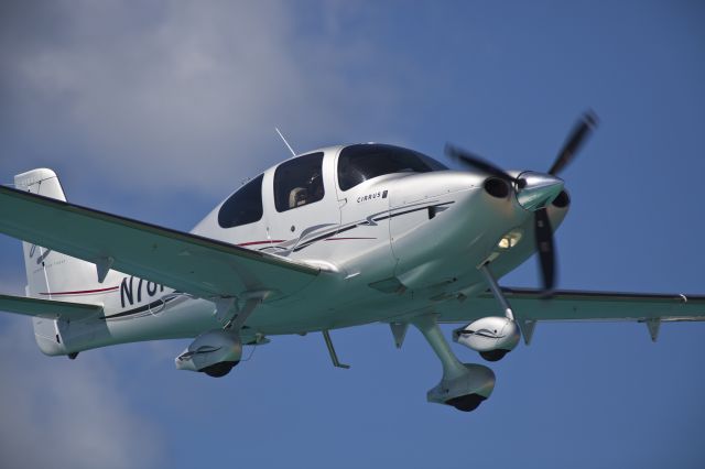 Cirrus SR-22 (N787SS)