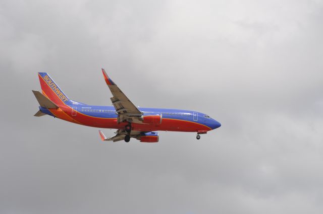 Boeing 737-700 (N639SW)