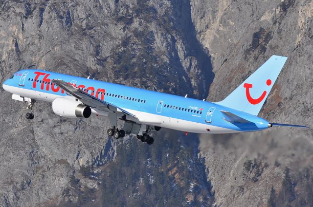 Boeing 757-200 (G-OOBD) - Climbing out in front of the Martinswand mountain