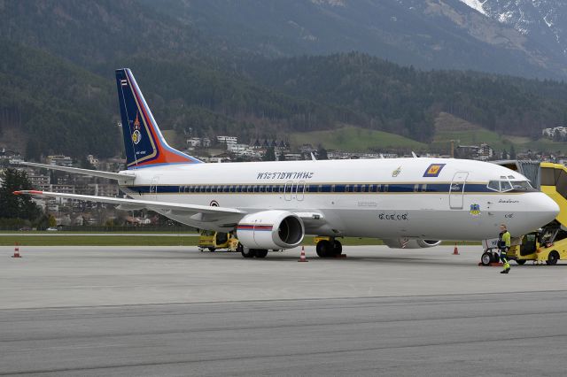 BOEING 737-400 (HS-HRH)