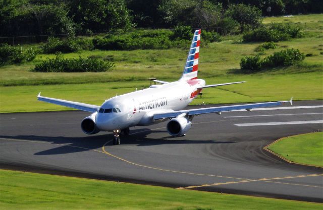 Airbus A319 (N716UW)