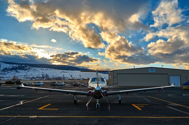 Pilatus PC-12 (N886LF) - Life Flights workhorse sitting under a cold winters sunset