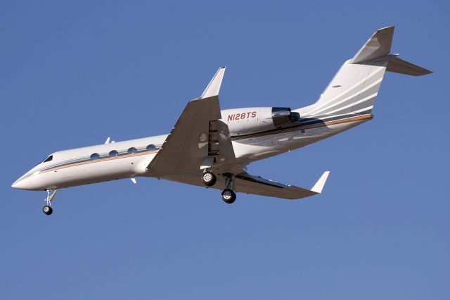 Gulfstream Aerospace Gulfstream IV (N128TS)