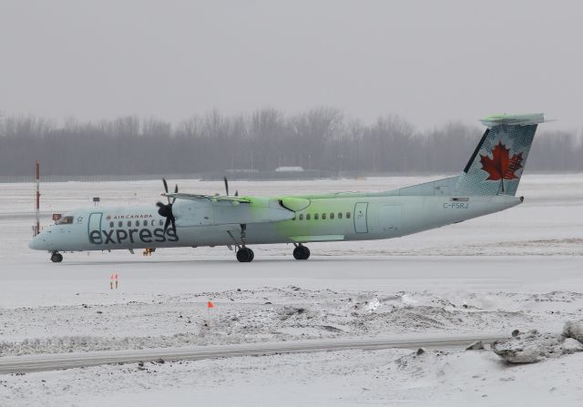 de Havilland Dash 8-100 (C-FSRJ)