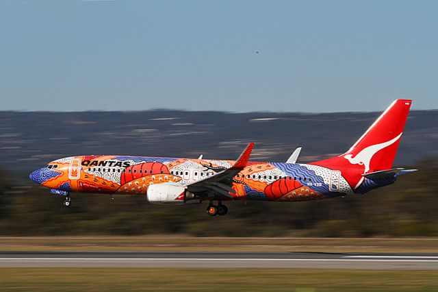 Boeing 737-800 (VH-VXB)