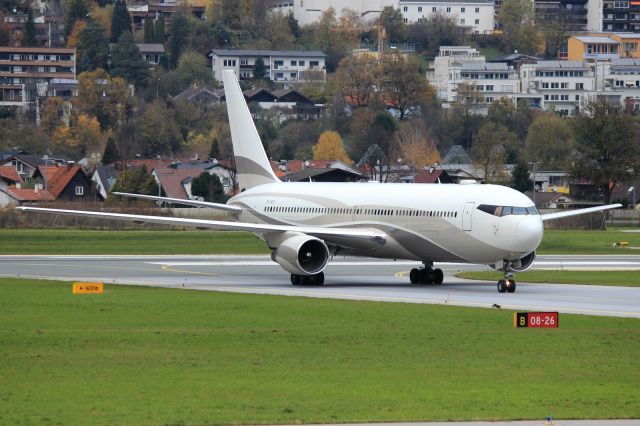 BOEING 767-300 (P4-MES)