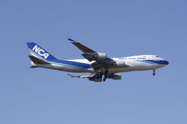 Boeing 747-400 (JA07KZ) - Final Approach to Narita Intl Airport R/W34L on 2011/3/11