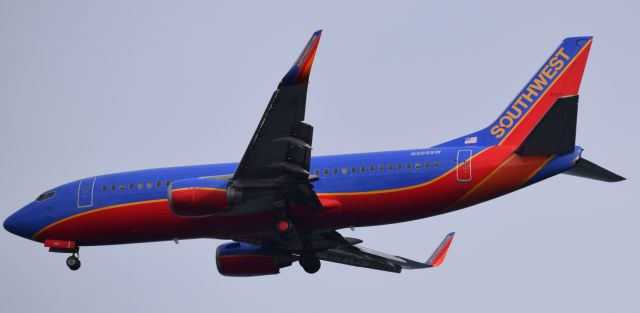 Boeing 737-700 (N365SW)