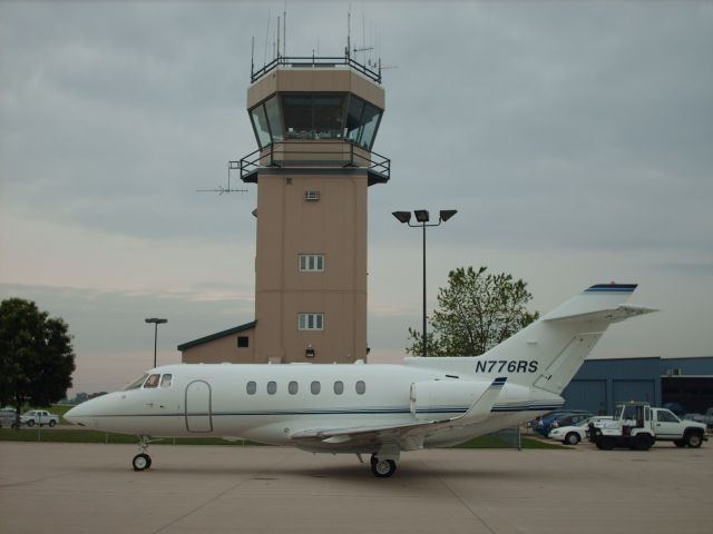 Hawker 800 (N776RS)