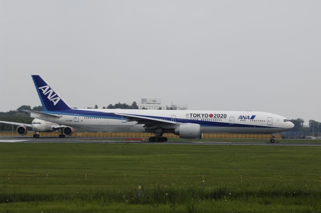 BOEING 777-300 (JA734A) - Departure at Narita Intl Airport Rwy16R on 2013/07/10 "Tokyo 2020 Olympic Campaing"