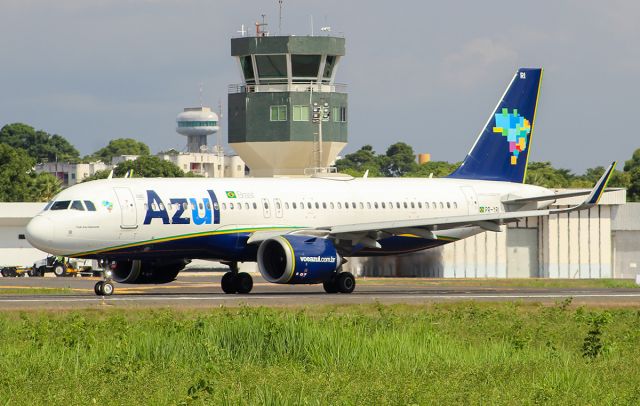 Airbus A320neo (PR-YRI)