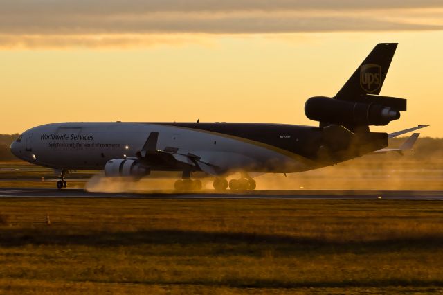 Boeing MD-11 (N292UP)