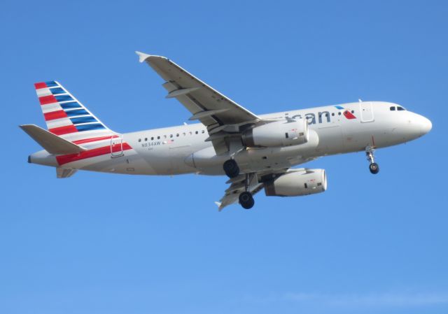 Airbus A319 (N834AW)