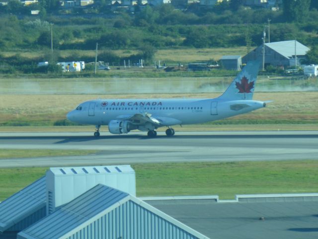 Airbus A320 (C-GBHN)