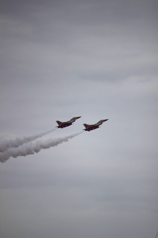 Lockheed F-16 Fighting Falcon — - Very happy with this shot!