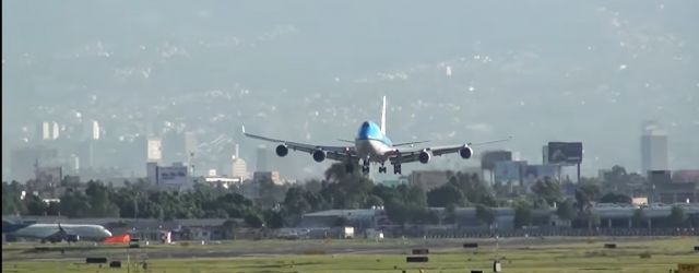 Boeing 747-400 (PH-BFU)