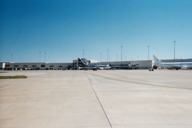 Boeing 747-200 (A6-GDP) - From the Dubai Royal AIr Wing, in Louisville for a horse charter this aircraft was used exclusively for transporting the horses for the Sultan of Dubai.