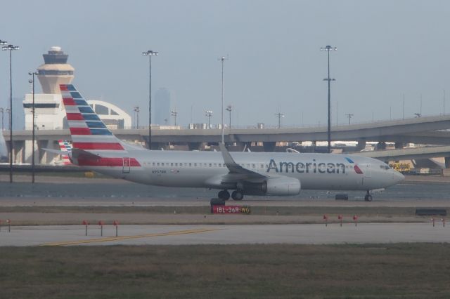 Boeing 737-700 (N957NN)