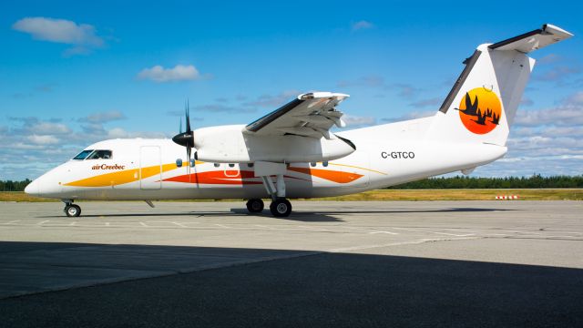 de Havilland Dash 8-100 (CRQ922)