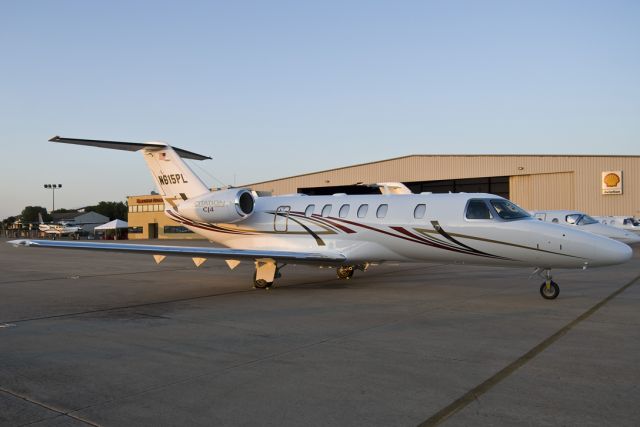 Cessna Citation CJ4 (N615PL)