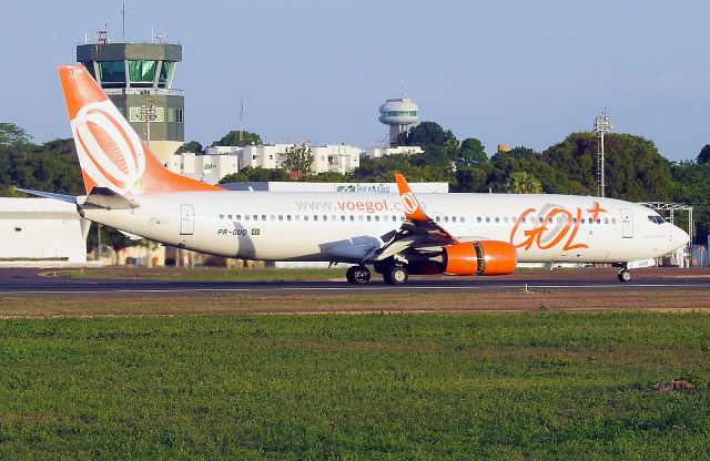 Boeing 737-700 (PR-GUQ)