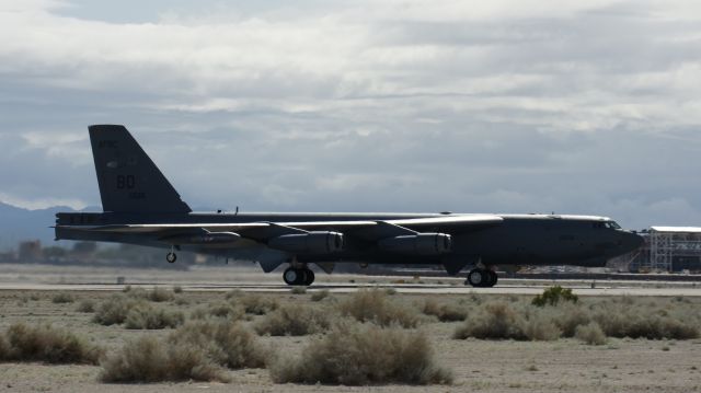 Boeing B-52 Stratofortress —